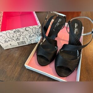 Lulu Townsend Black LT Romero Heels